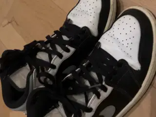 air jordan 1 mid shadow