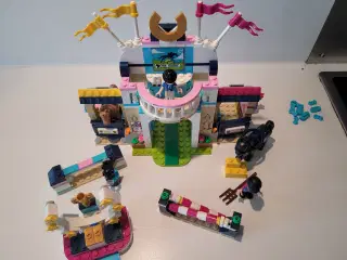 Lego Friends, 41367 Stephanies ridespringningsbane
