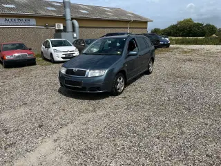 SKODA  FABIA ÅRG 05