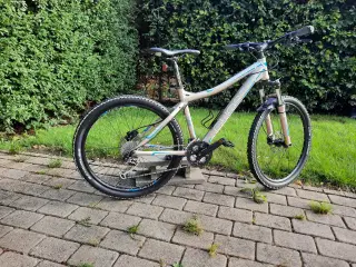 Mountainbike Ghost Miss 3000 (Actinum Edition)