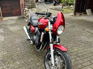 Triumph Thunderbird Sport 