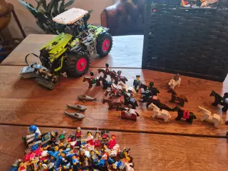 Lego over 100 mænd og 17 heste