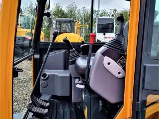 Hyundai Robex 18-9AK / fabriksny / kubota motor mv