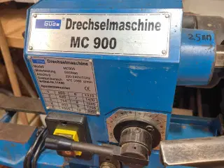 MC 900 dejebænk med tilbehør.