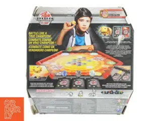 Bakugan-spil med figurer og kort (str. 34 X 34cm)