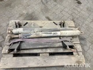 Frontophæng sneplov til Volvo FM12