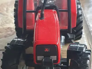 Rød traktor