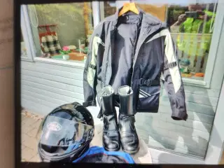 Motorcykeludstyr