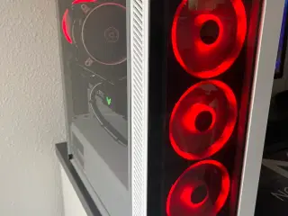Selvbyg Gamer Computer til salg