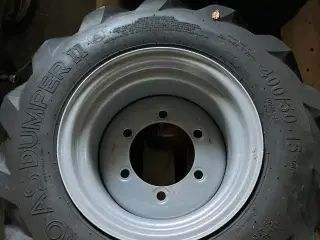 15 tommer dæk med fælge 2 stk 