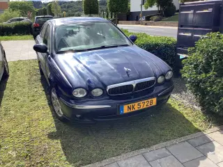 Jaguar X-Type V6 