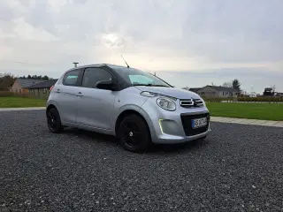 Fin Citroën c1 med elektrisk foldetag 