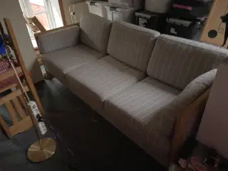 3 pers. sofa i bøg/stof + evt. tilkøb af 2 pers.