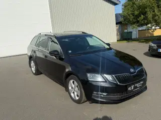 Skoda Octavia 2,0 TDi 150 Ambition Combi DSG