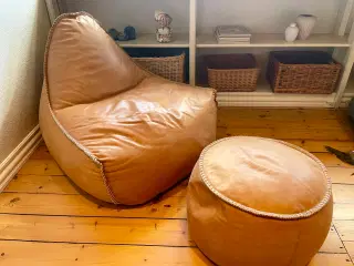 Luna Lounge Chair + Pouf fra SACKit 