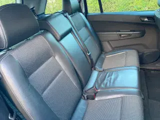 Opel Zafira B 