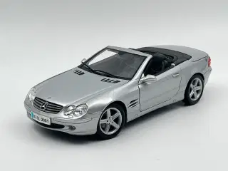 2001 Mercedes SL500 - 1:18