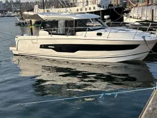 Jeanneau 1095 Merry Fisher Cruiser
