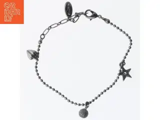 Armbånd med vedhæng (str. 22,5 cm)