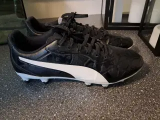 Puma str.40 kun brugt få gange 