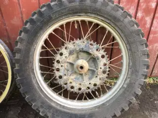Kawasaki cross baghjul