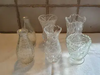 Skønne glas vaser 1stk5kr 3stk10kr