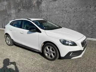 Volvo V40 1,6 D2 Momentum Powershift 115HK 5d 6g Aut.