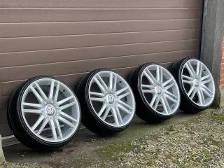 Alufælge, 20" 215/30/R20 Der er 2 krydsmål 5 x112