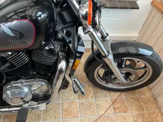 Honda vt 1100 , kun 8430 Miles 