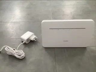 Huawei B535-232 - 4G/LTE Router - Uden Simlås