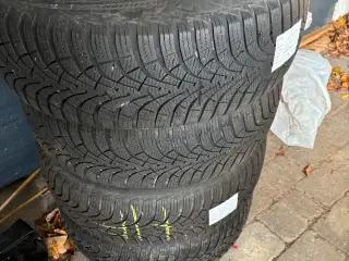Vinterdæk på alufælge 205/60R16