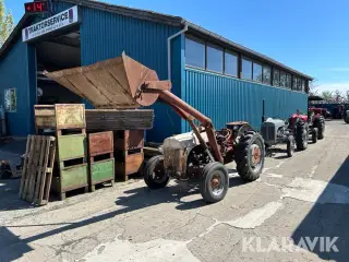 Traktor Ford