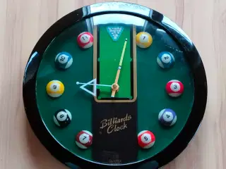 Unikt ur til billard rum 