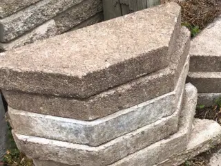 Knækfliser - gratis - nemme af læsse.