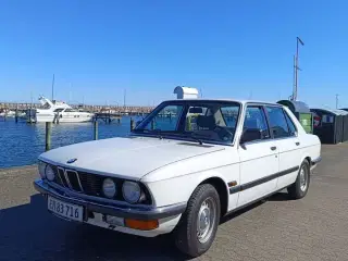 Klassisk BMW E28 "SHARKNOSE" - NYSYNET