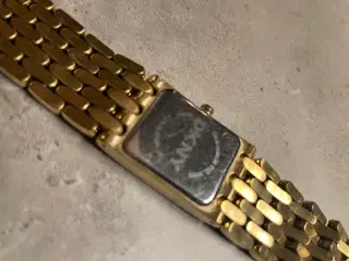 DKNY guld ur