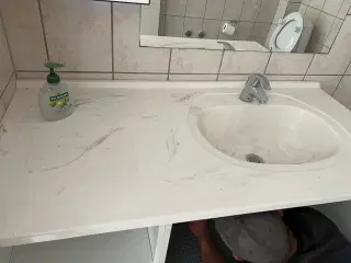 Badeværelse møbel