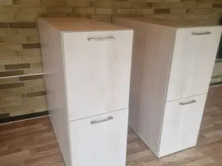 Fumac Arkiv Arkivskab 2 stk. i træ med hvid front.