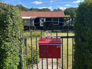 Solrig kolonihave i Aalborg Ø til salg