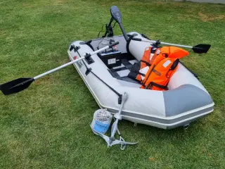 Sun Marine gummibåd med el motor og tilbehør...