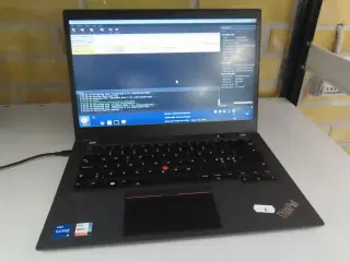 Bærbar computer LENOVO T14s