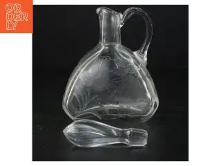GLaskaraffel med tilhørende prop (str. 23 x 14 cm)