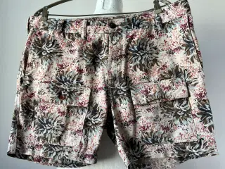 Paul Smith, shorts, str. 33