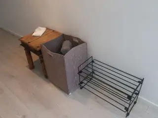 Bord / reol / knagerække / planter