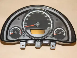 VW Up Speedometer