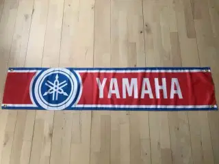 Flag med Yamaha logo