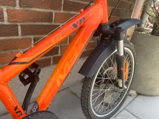 Købt til 5499 kr 20 tommer 