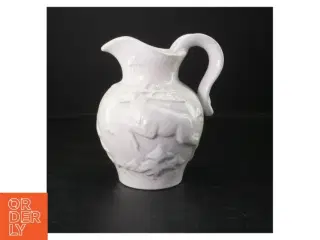 Hvid porcelænskande med hjorte (str. 20 cm)