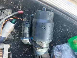 Dele big block chevy.