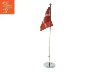 Bordflag med Dannebrog (str. 43,5 cm)